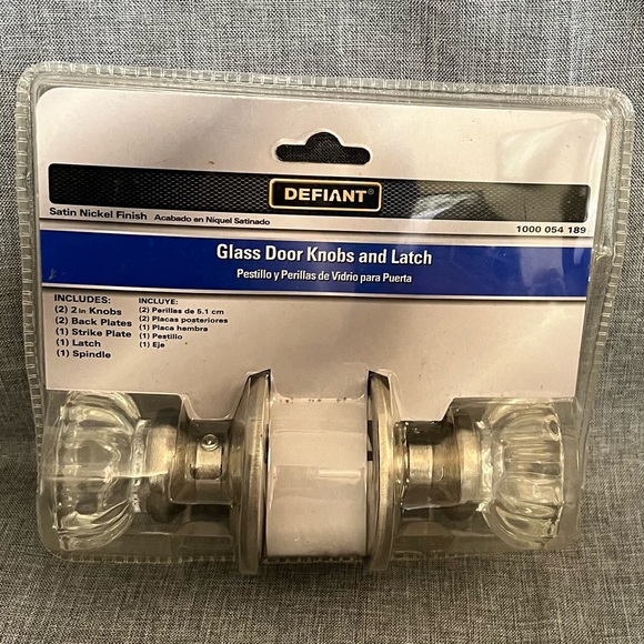 defiant Accents Defiant Glass Door Knobs And Latch Satin Nickel Finish 00 054 189 Nip Poshmark